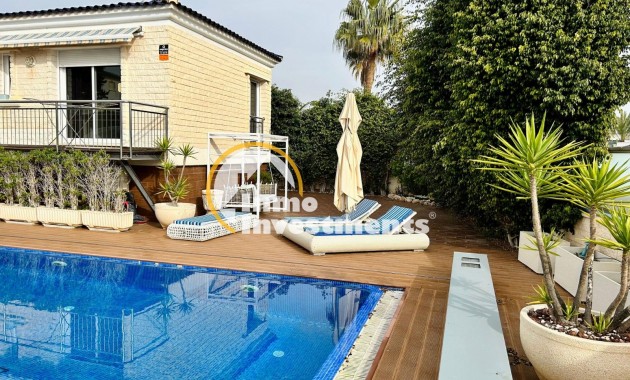 Bestaande bouw - Villa - Torrevieja - Torre la mata