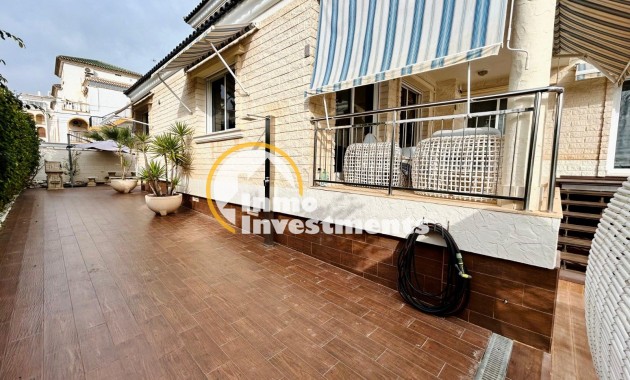 Bestaande bouw - Villa - Torrevieja - Torre la mata