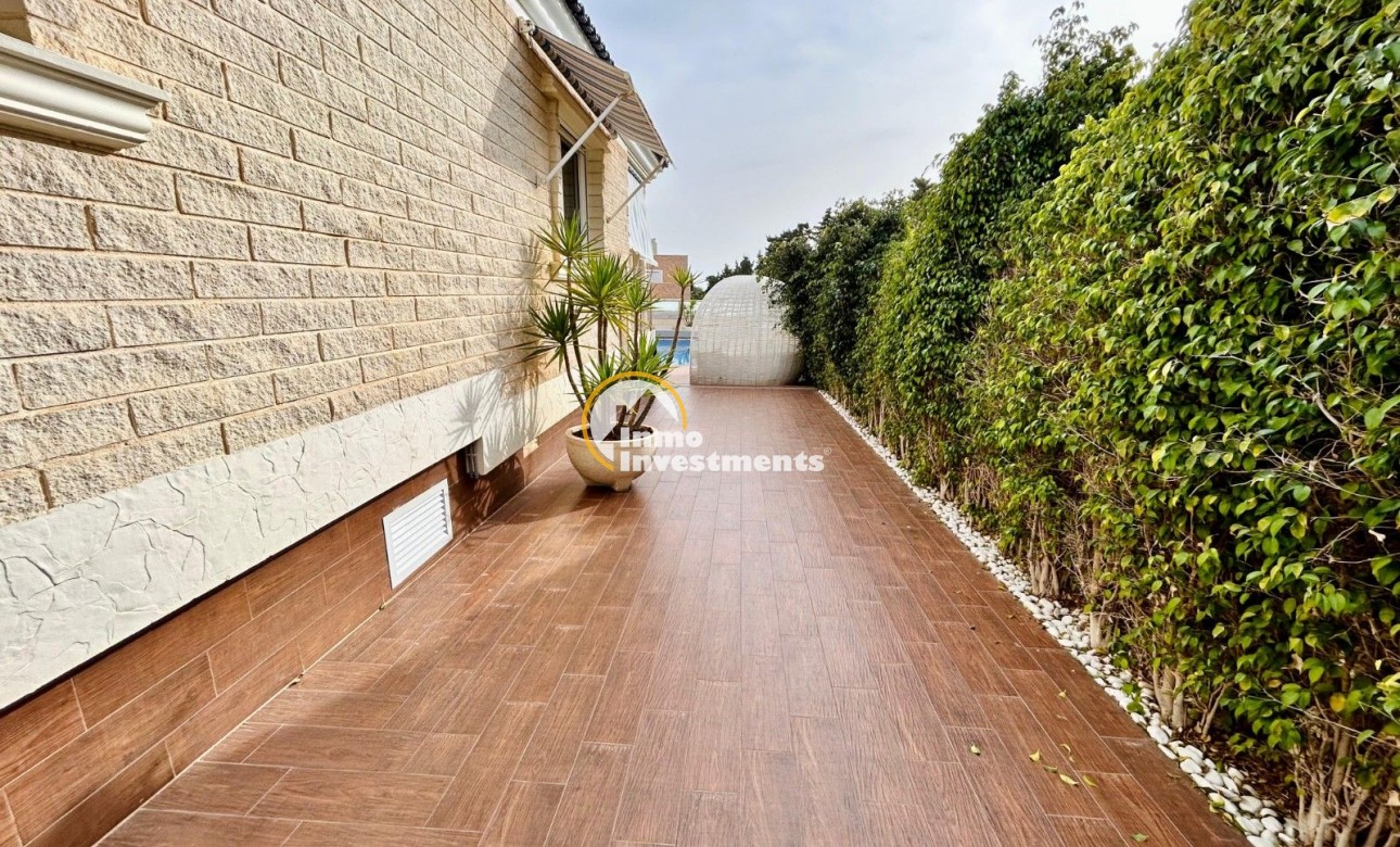 Bestaande bouw - Villa - Torrevieja - Torre la mata