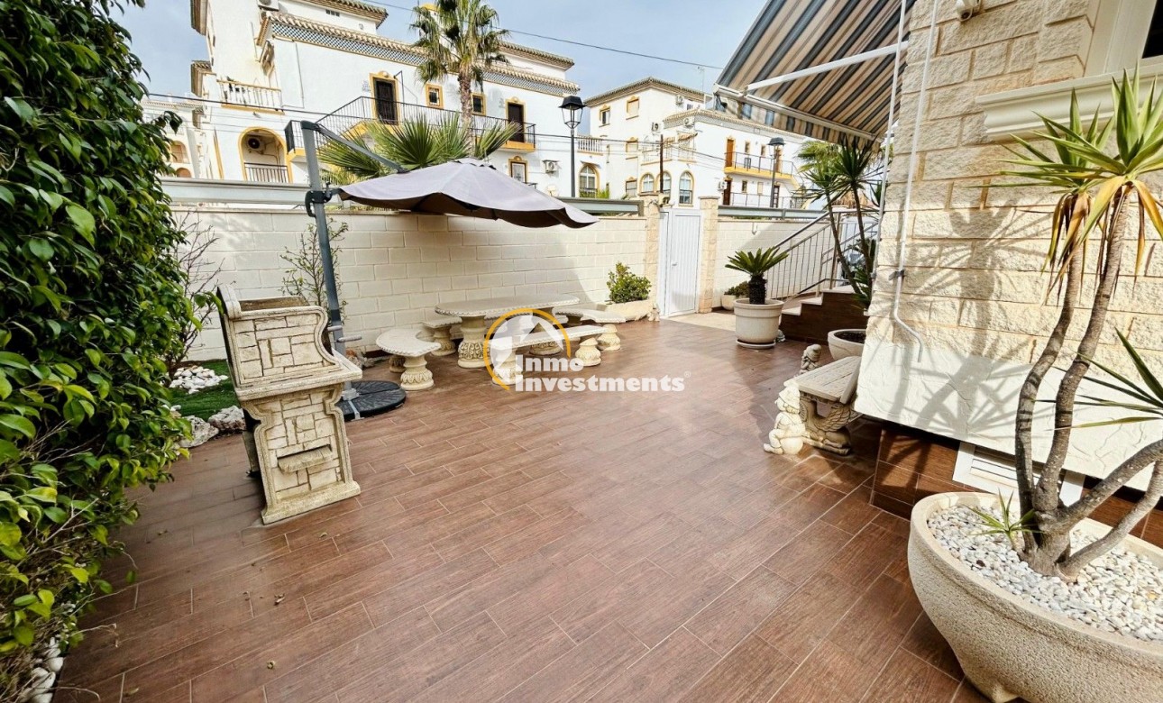 Bestaande bouw - Villa - Torrevieja - Torre la mata