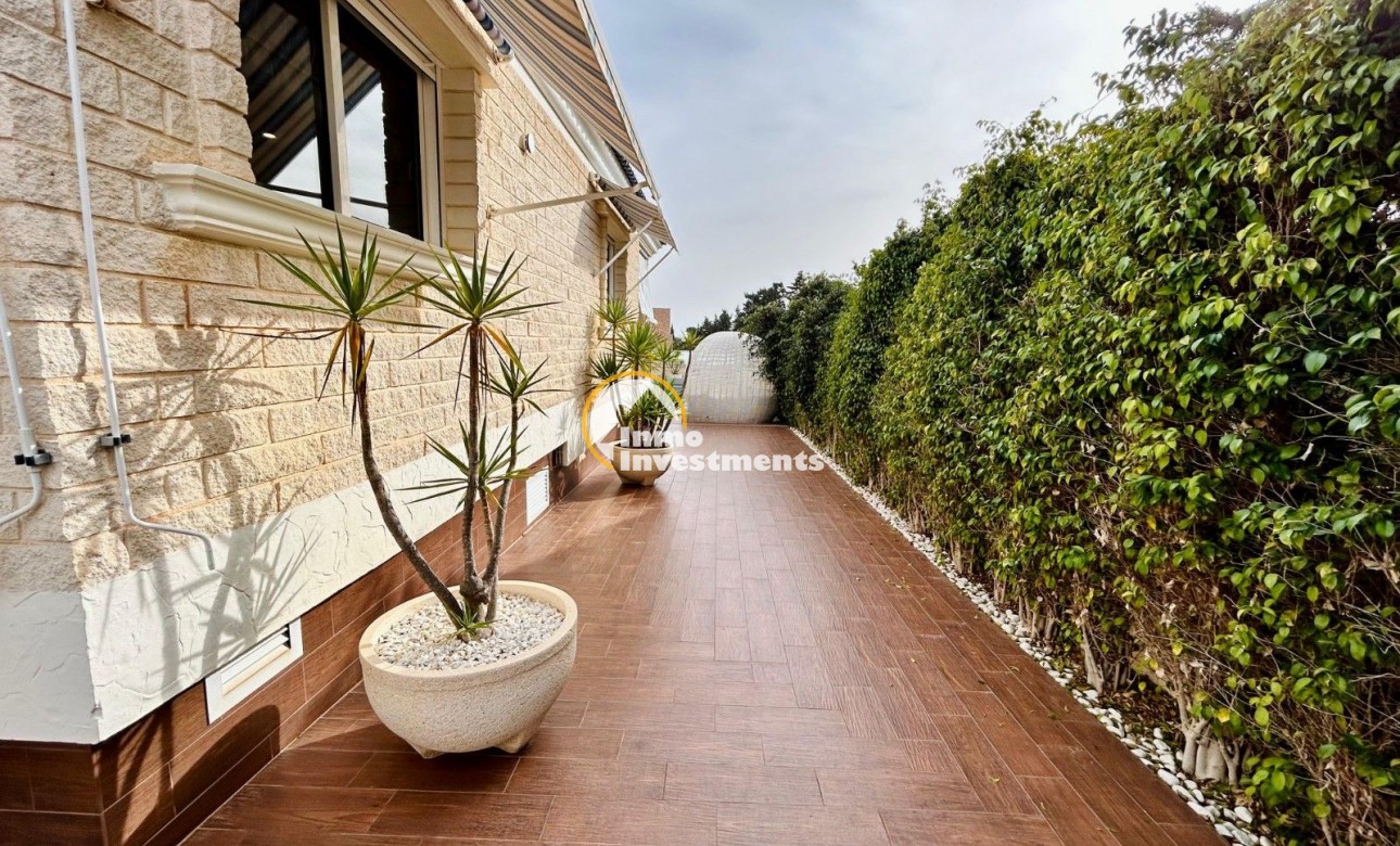 Bestaande bouw - Villa - Torrevieja - Torre la mata