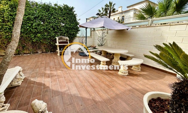 Bestaande bouw - Villa - Torrevieja - Torre la mata