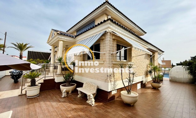 Bestaande bouw - Villa - Torrevieja - Torre la mata