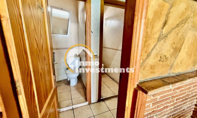 Resale - Commercial - Torrevieja - Estacion de autobuses