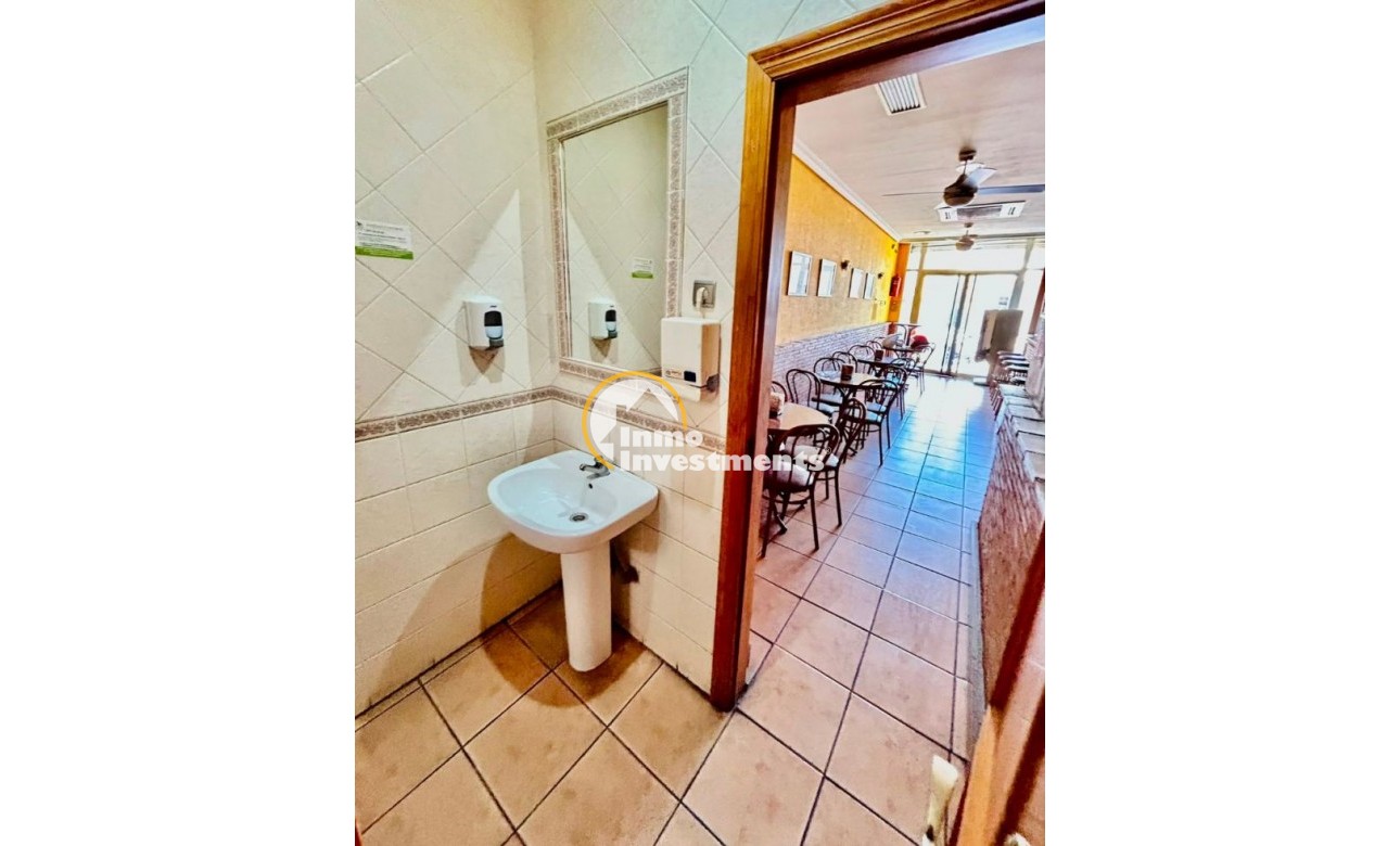 Resale - Commercial - Torrevieja - Estacion de autobuses