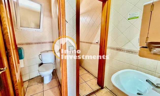 Resale - Commercial - Torrevieja - Estacion de autobuses
