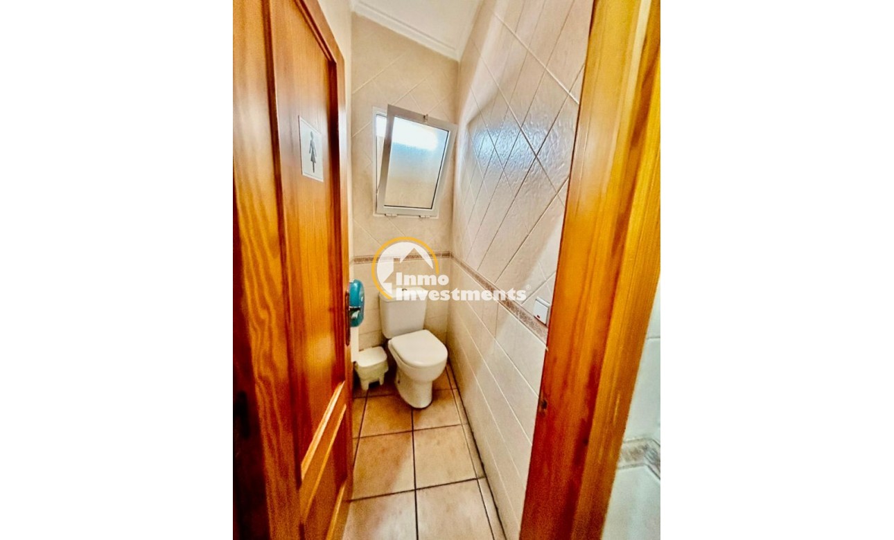 Resale - Commercial - Torrevieja - Estacion de autobuses