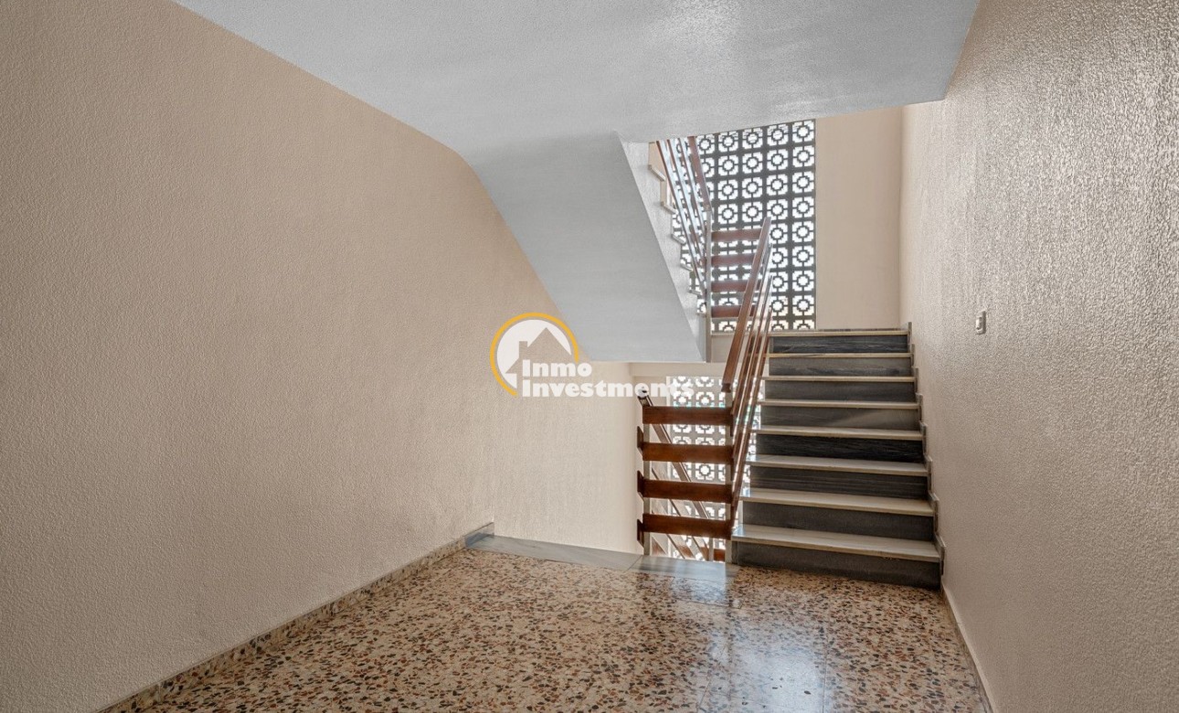 Resale - Apartment - Torrevieja - Punta Prima