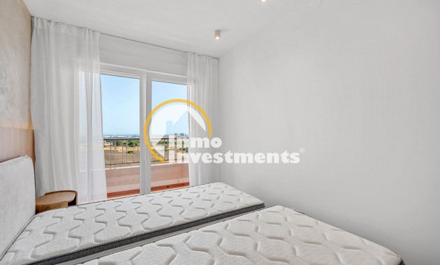 Resale - Apartment - Torrevieja - Punta Prima