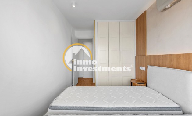 Resale - Apartment - Torrevieja - Punta Prima