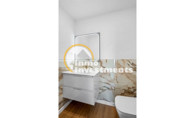 Resale - Apartment - Torrevieja - Punta Prima