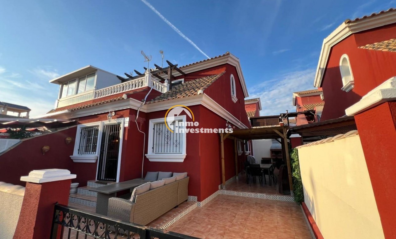 Bestaande bouw - Villa - Orihuela Costa - Villamartín-Las Filipinas