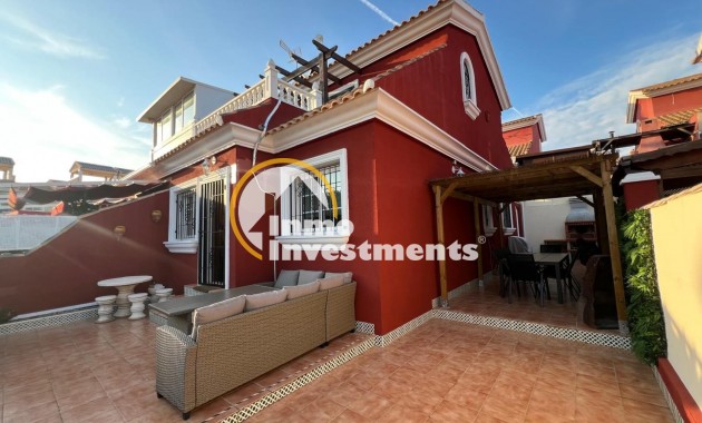 Bestaande bouw - Villa - Orihuela Costa - Villamartín-Las Filipinas