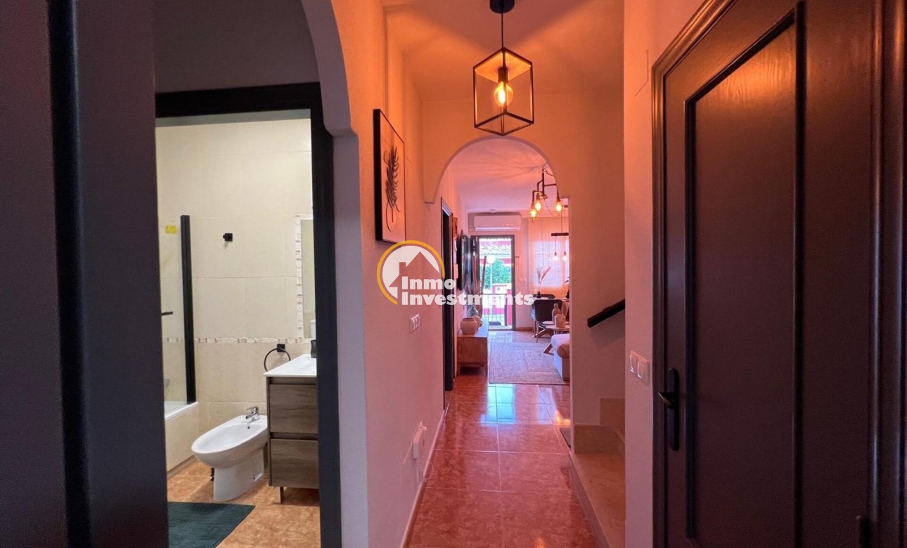 Bestaande bouw - Villa - Orihuela Costa - Villamartín-Las Filipinas