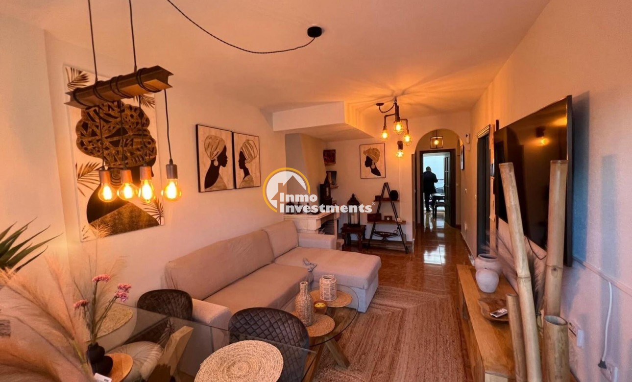 Bestaande bouw - Villa - Orihuela Costa - Villamartín-Las Filipinas