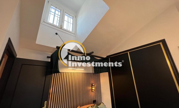 Bestaande bouw - Villa - Orihuela Costa - Villamartín-Las Filipinas