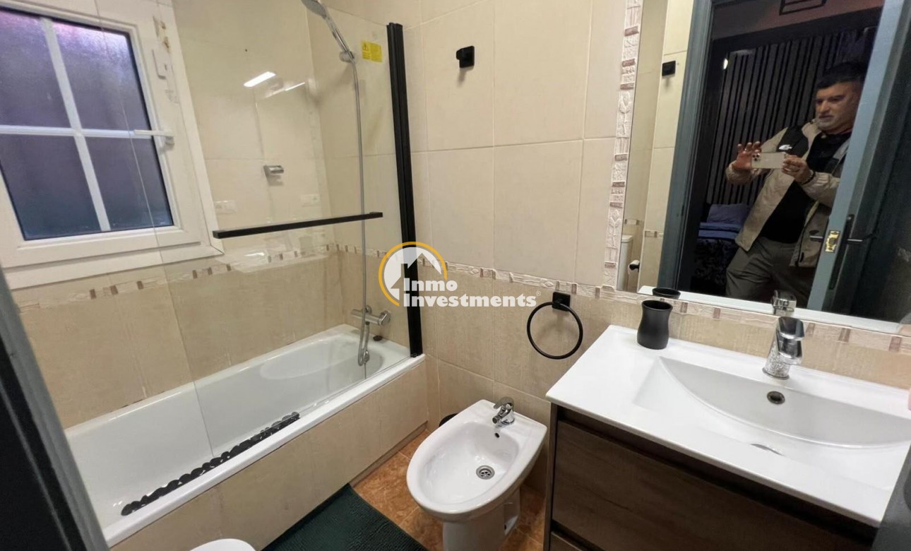 Bestaande bouw - Villa - Orihuela Costa - Villamartín-Las Filipinas