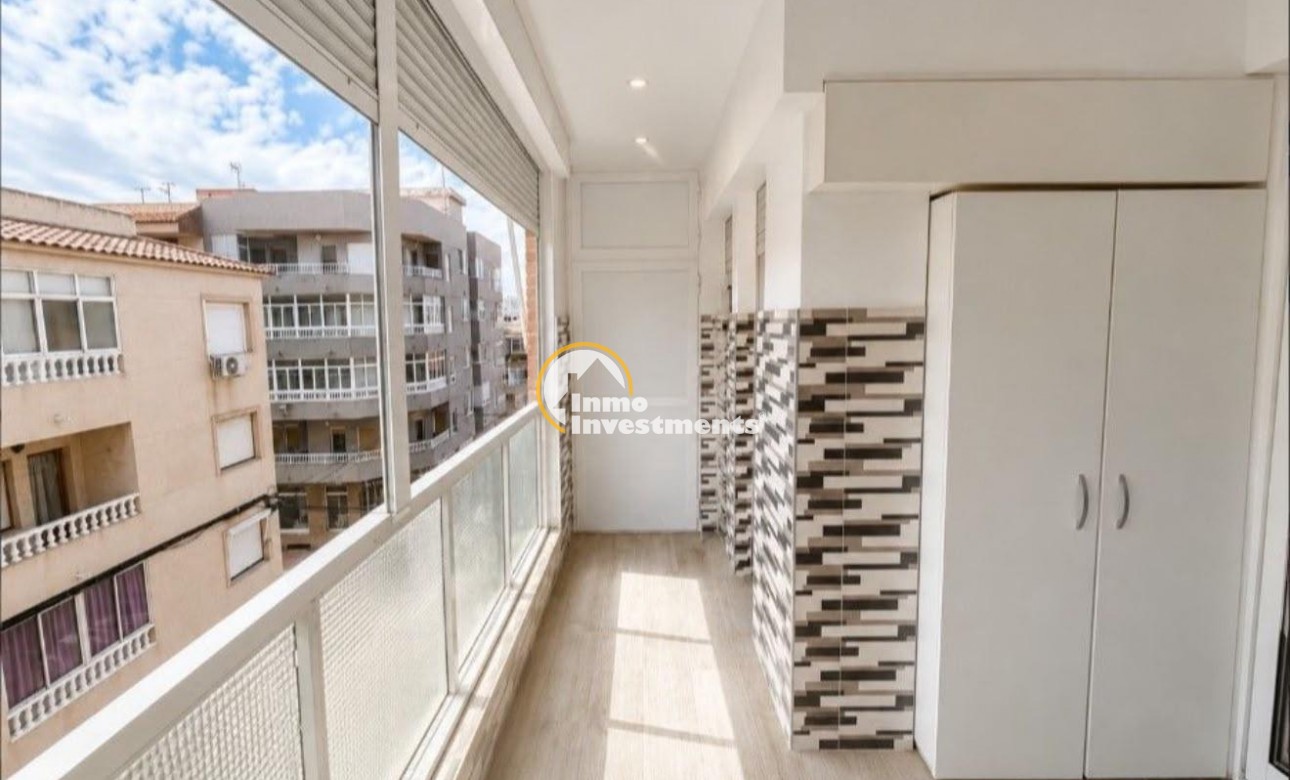 Reventa - Apartamento - Torrevieja - Playa de los Naufragos