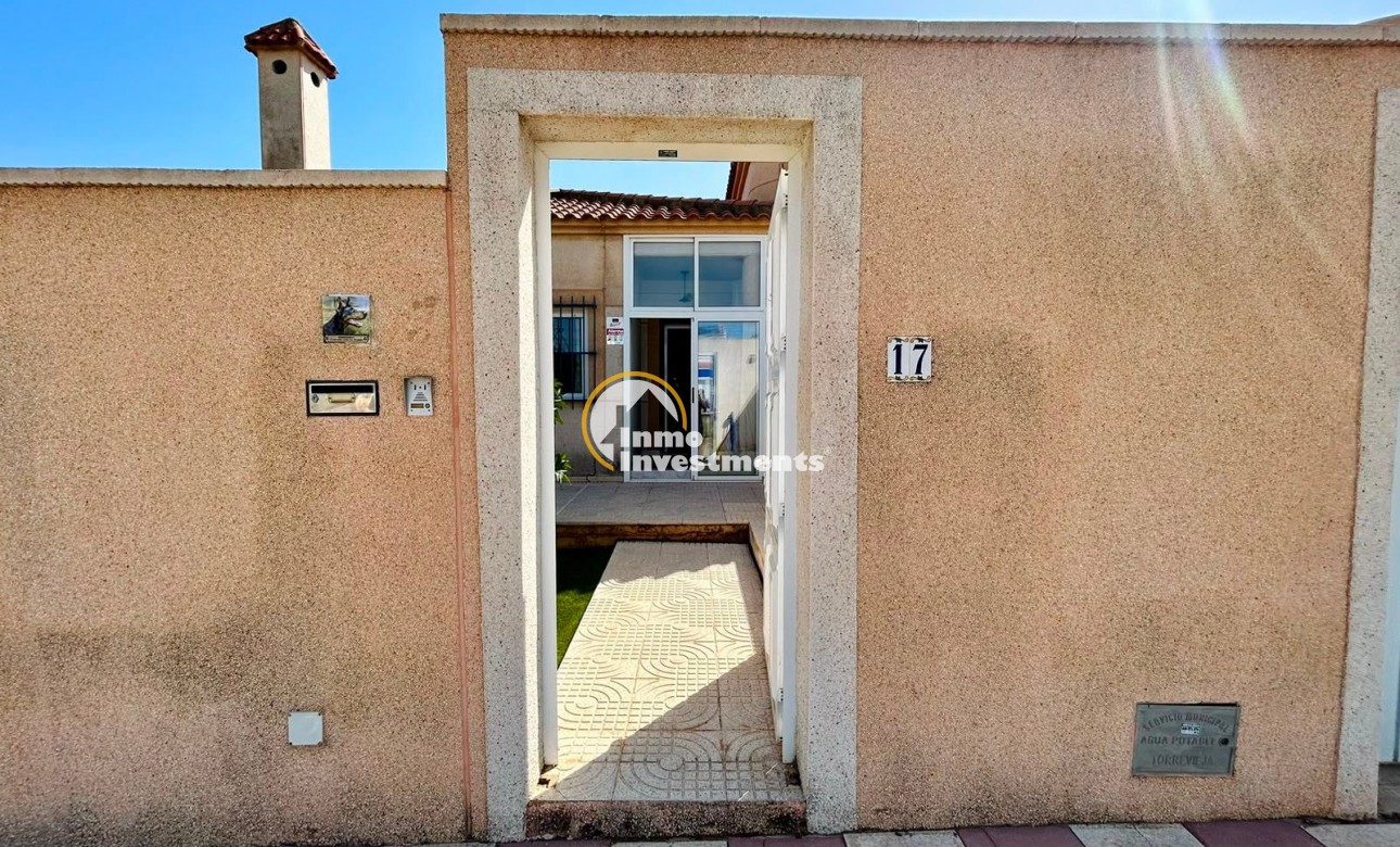 Till salu - Villa - Torrevieja - La Siesta - El Salado - Torreta