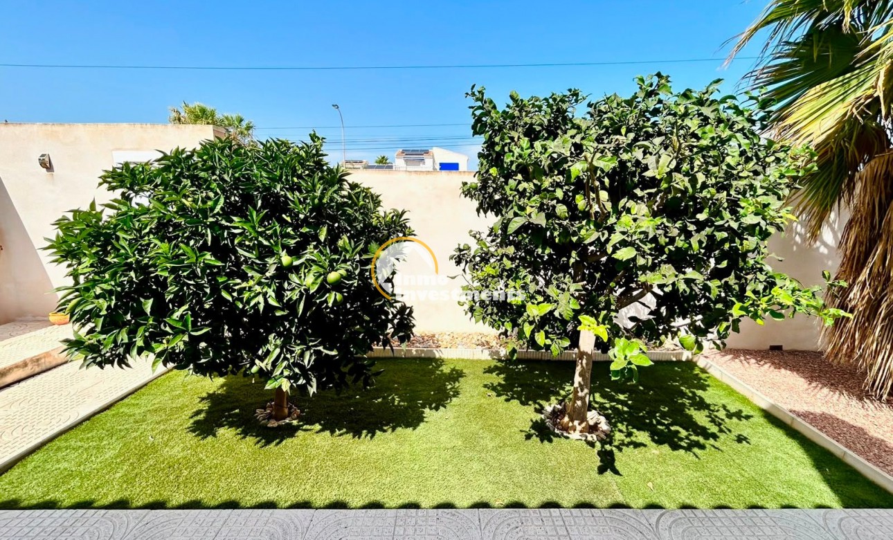 Till salu - Villa - Torrevieja - La Siesta - El Salado - Torreta