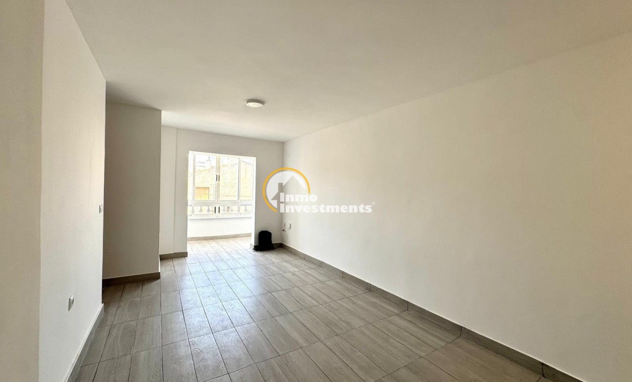 Bestaande bouw - Appartement - Torrevieja - Estacion de autobuses
