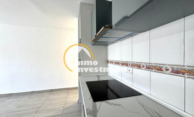 Bestaande bouw - Appartement - Torrevieja - Estacion de autobuses
