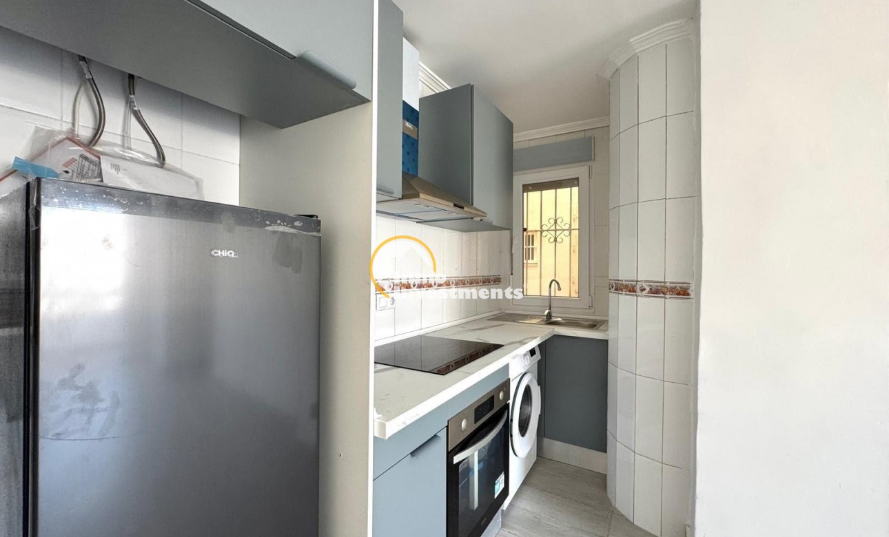 Bestaande bouw - Appartement - Torrevieja - Estacion de autobuses