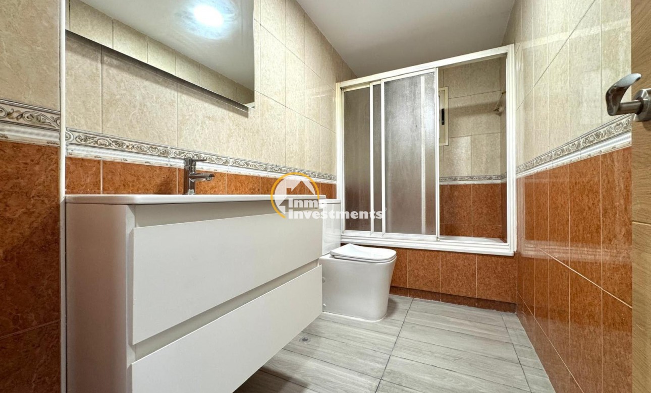 Bestaande bouw - Appartement - Torrevieja - Estacion de autobuses