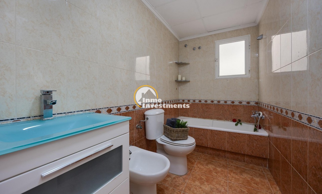 Bestaande bouw - Appartement - Torrevieja - Estacion de autobuses