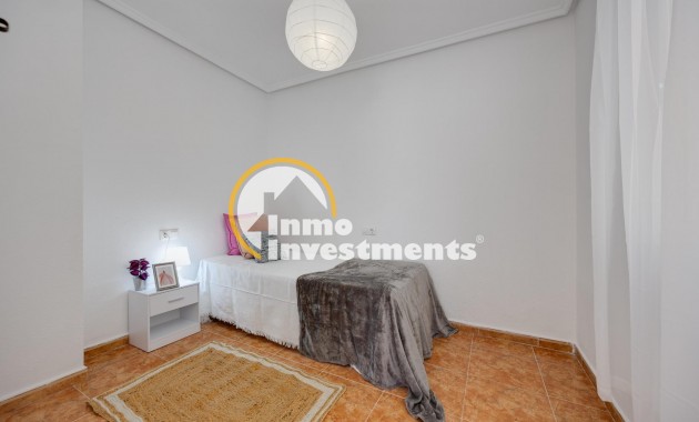 Bestaande bouw - Appartement - Torrevieja - Estacion de autobuses