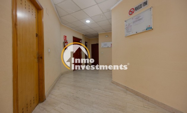 Bestaande bouw - Appartement - Torrevieja - Estacion de autobuses