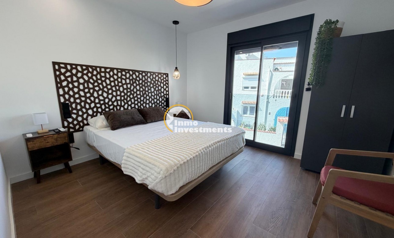 Gebrauchtimmobilien - Villa - Torrevieja - Calas Blanca
