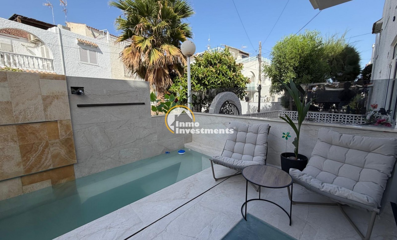 Gebrauchtimmobilien - Villa - Torrevieja - Calas Blanca