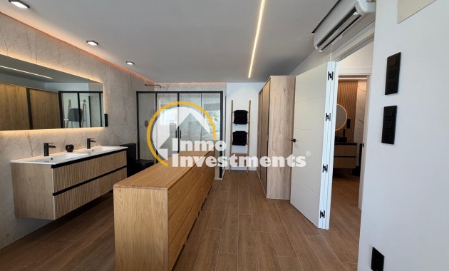 Gebrauchtimmobilien - Villa - Torrevieja - Calas Blanca