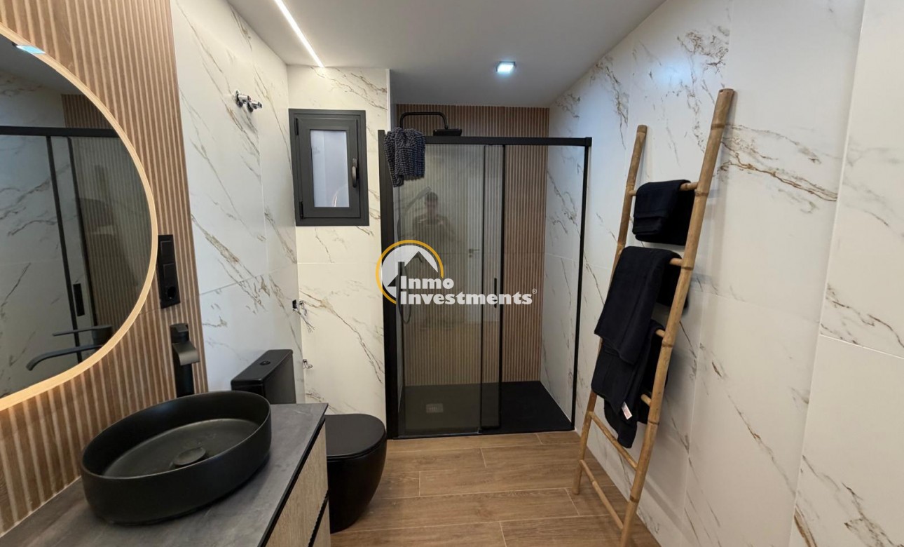 Gebrauchtimmobilien - Villa - Torrevieja - Calas Blanca