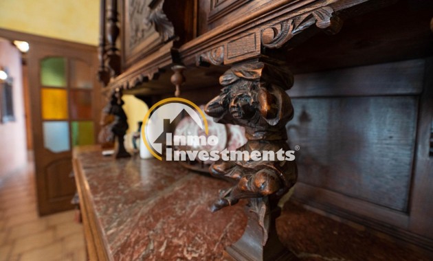 Resale - Villa - San Miguel de Salinas - CENTRO