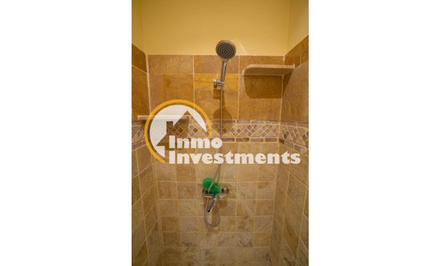 Resale - Villa - San Miguel de Salinas - CENTRO