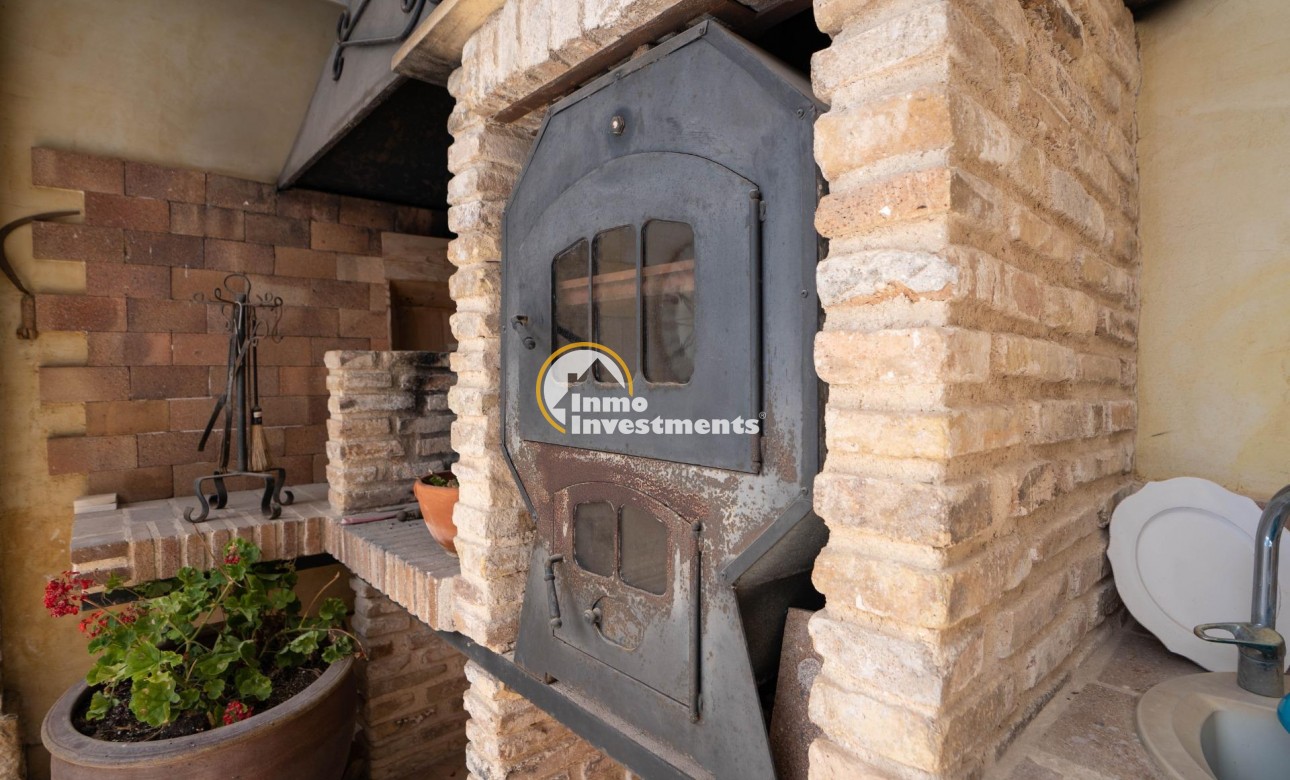 Resale - Villa - San Miguel de Salinas - CENTRO