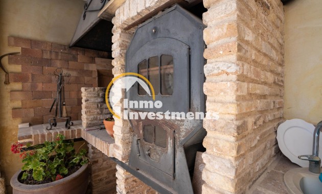 Resale - Villa - San Miguel de Salinas - CENTRO