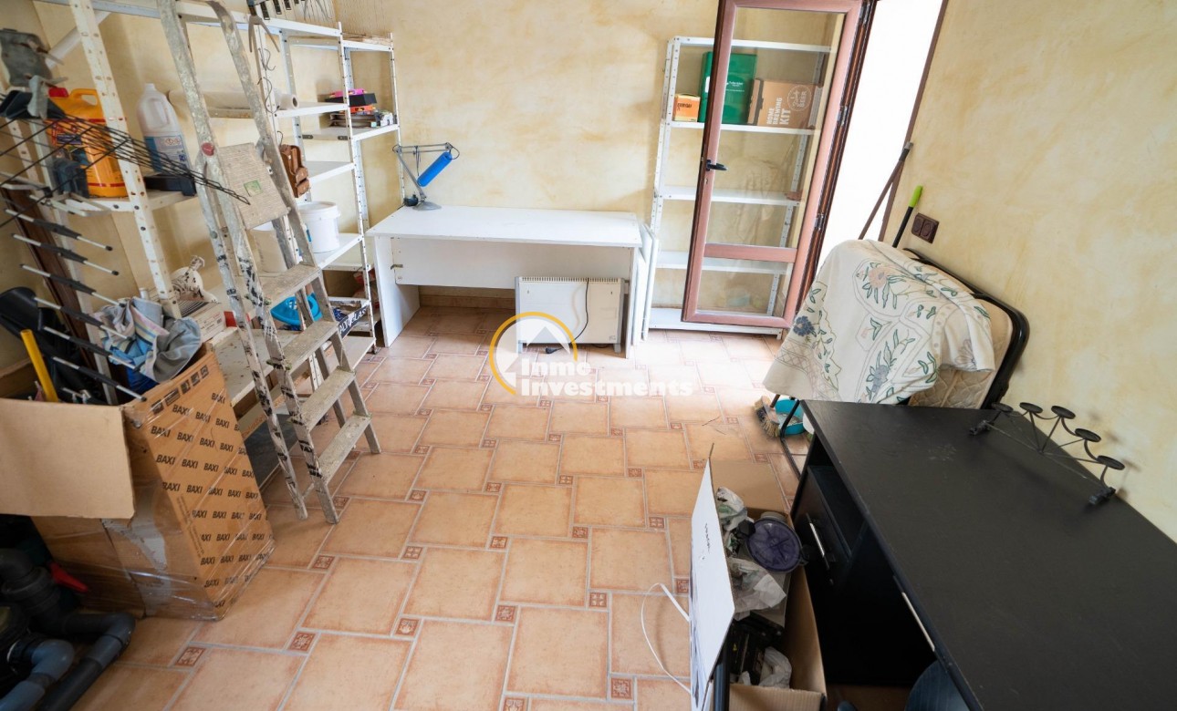 Resale - Villa - San Miguel de Salinas - CENTRO