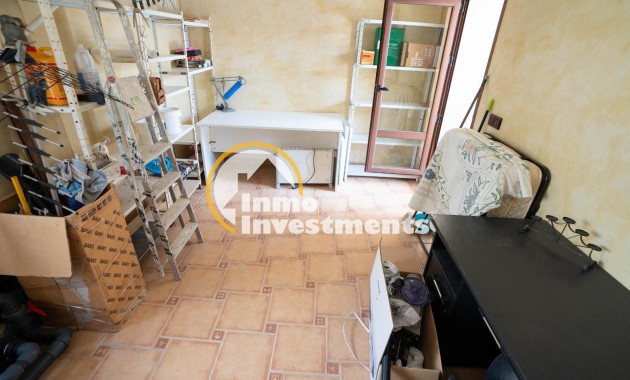 Resale - Villa - San Miguel de Salinas - CENTRO