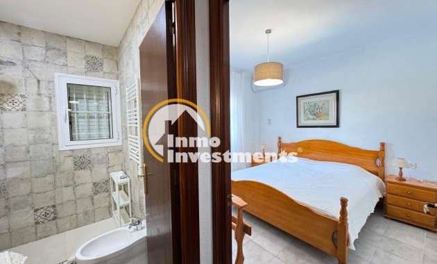 Reventa - Chalet independiente - Orihuela Costa - La Regia