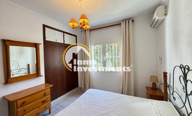 Reventa - Chalet independiente - Orihuela Costa - La Regia