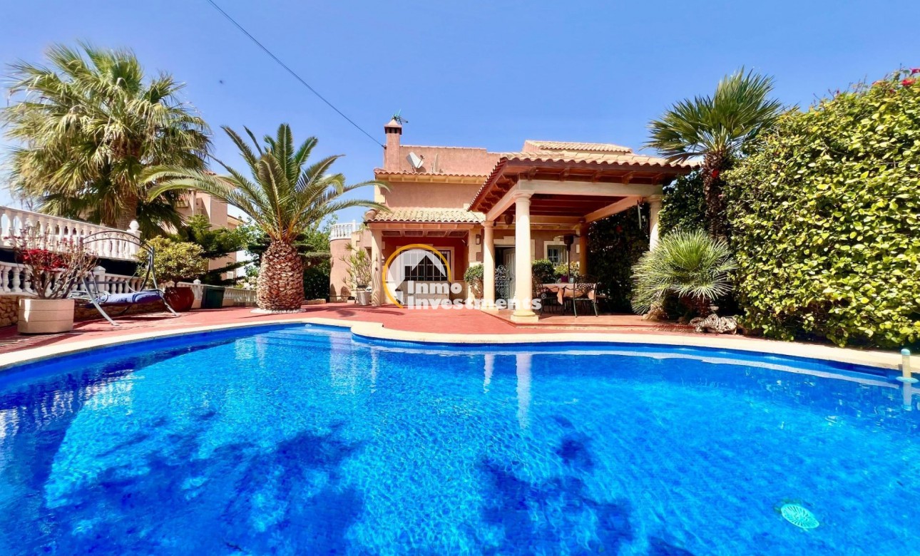 Bestaande bouw - Villa - Torrevieja - La Siesta