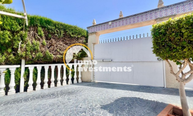 Bestaande bouw - Villa - Torrevieja - La Siesta