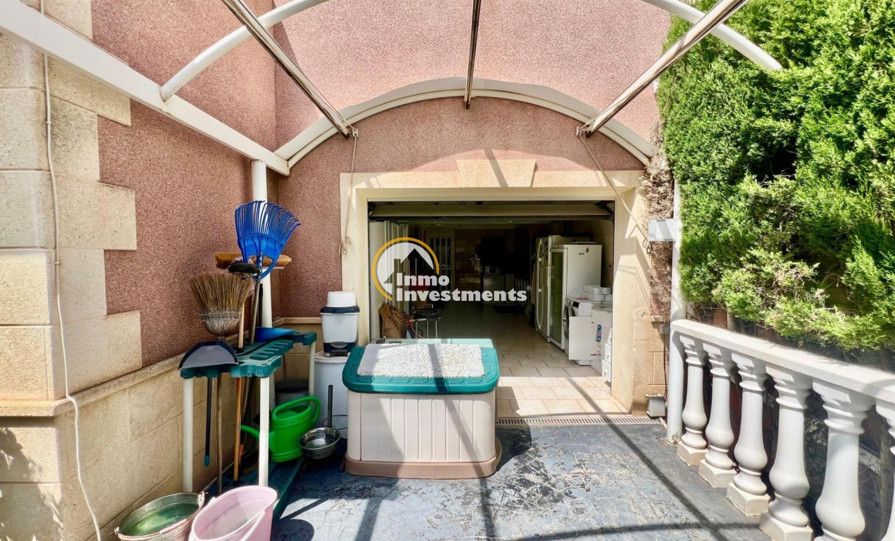 Bestaande bouw - Villa - Torrevieja - La Siesta