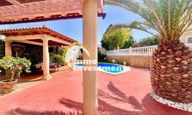 Bestaande bouw - Villa - Torrevieja - La Siesta