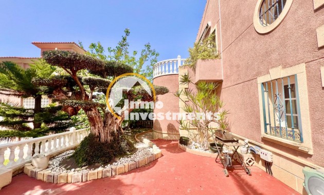 Bestaande bouw - Villa - Torrevieja - La Siesta