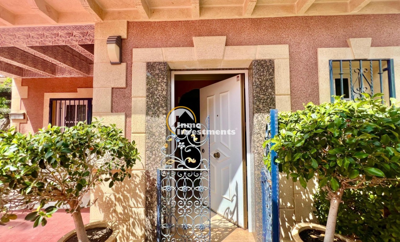 Bestaande bouw - Villa - Torrevieja - La Siesta