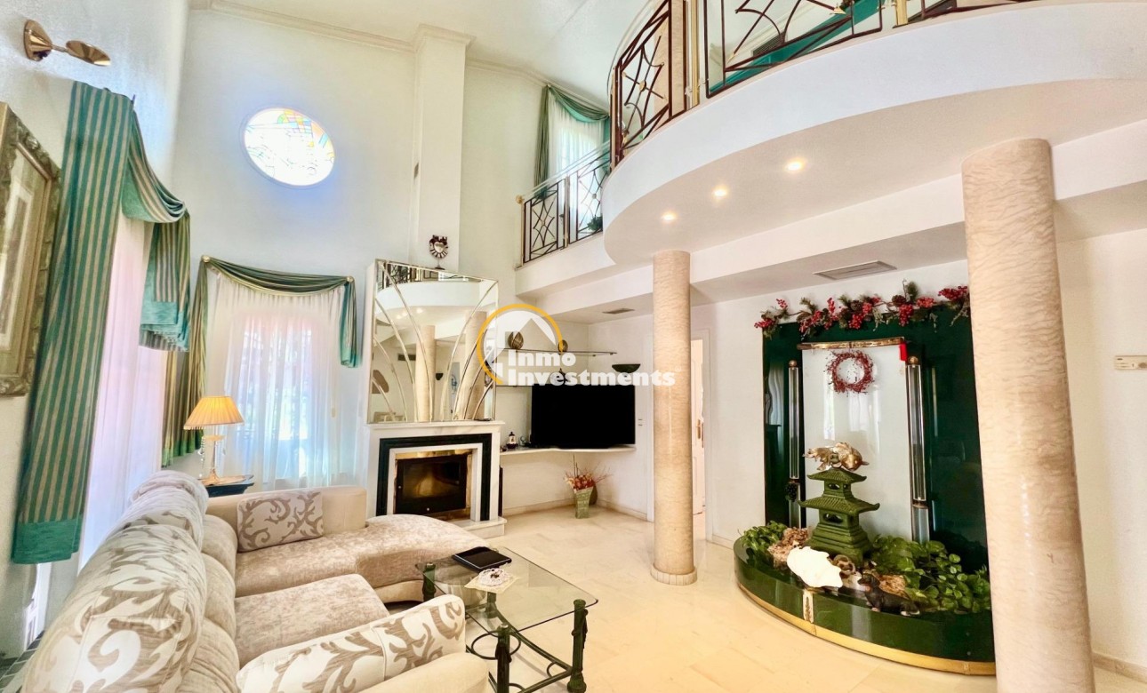 Bestaande bouw - Villa - Torrevieja - La Siesta
